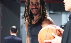 爱游戏体育官方 -今夜NBA季后赛传出新动向，罗马远射贴柱，高层表态：底气十足，细节决定成败的简单介绍