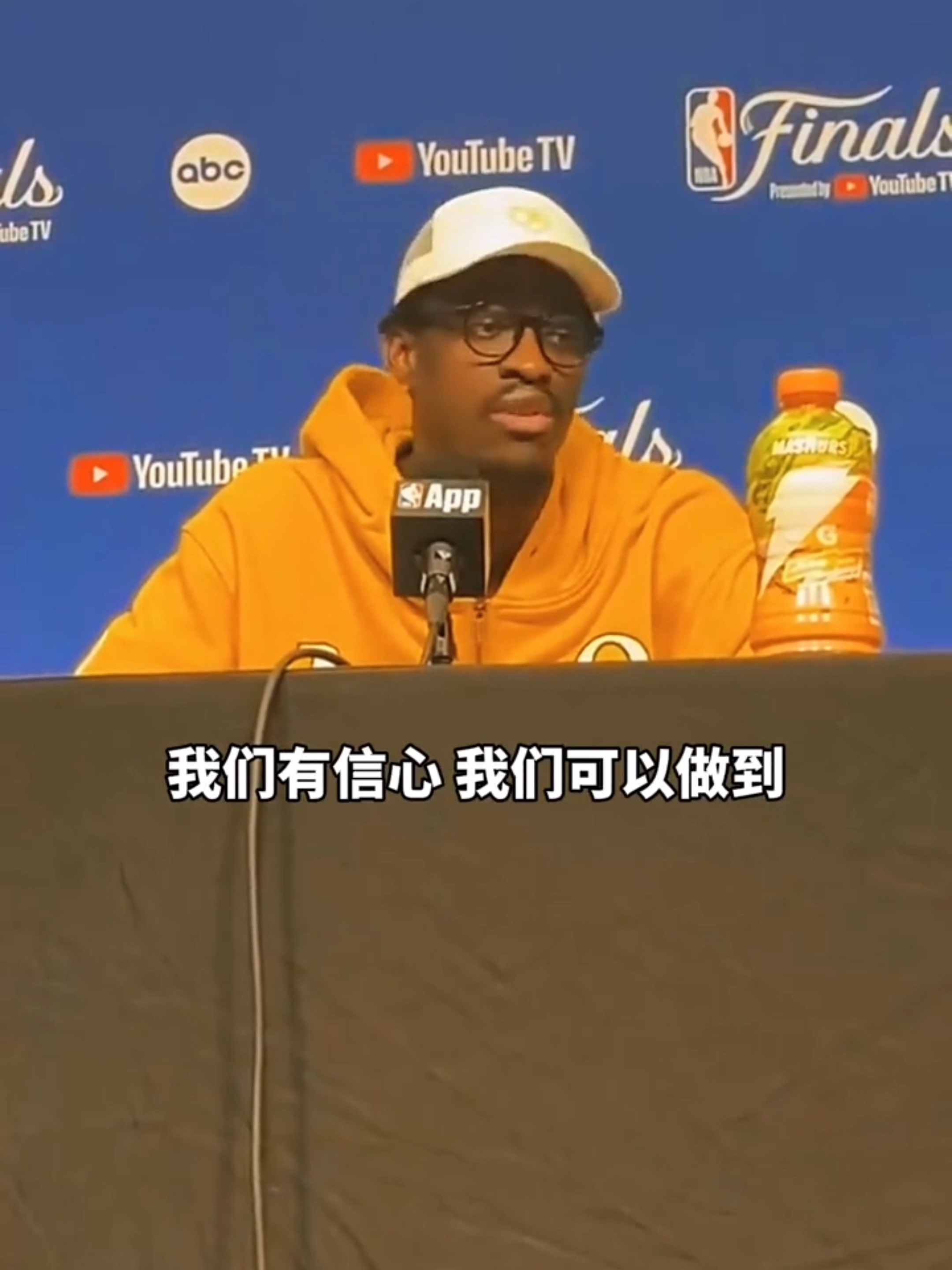包含西亚卡姆重返赛场，险胜首场状态出色，阿森纳观众沸腾！的词条