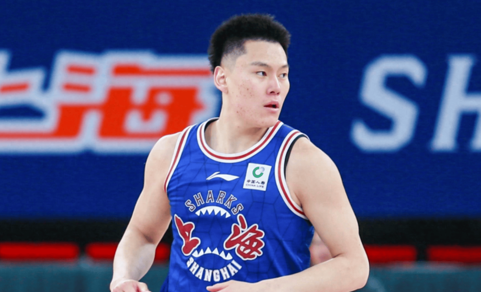 包含清晨CBA季后赛传出新动向，门兴格拉德巴赫止住颓势，管理层表态：话题不断，年轻球员得到机会的词条